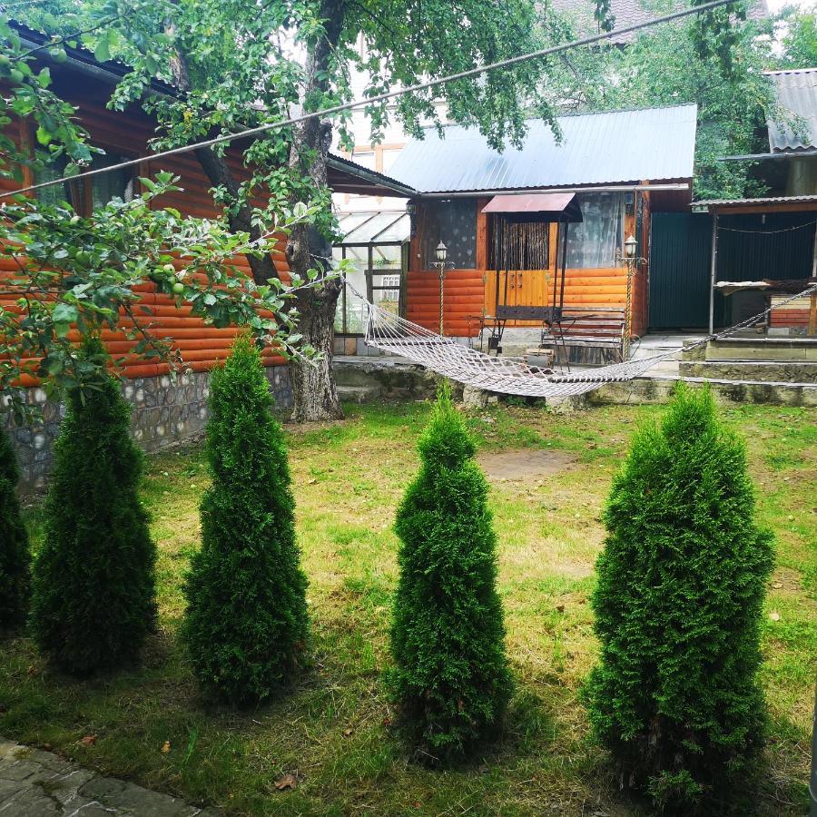 야렘체 Kotiedzh U Mariny 빌라 외부 사진