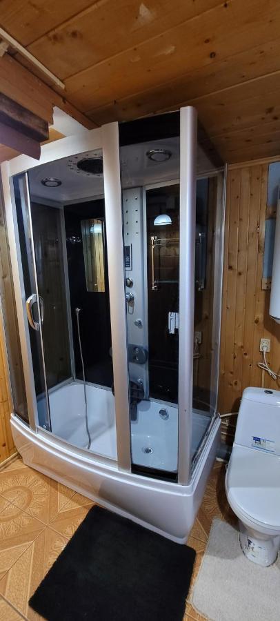 야렘체 Kotiedzh U Mariny 빌라 외부 사진